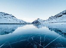 九游娱乐app-怀特塞德对阵广东个人集锦回顾，全场得到28分13篮板